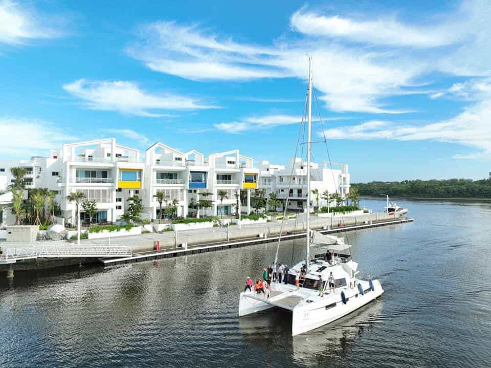 S 124731838 0